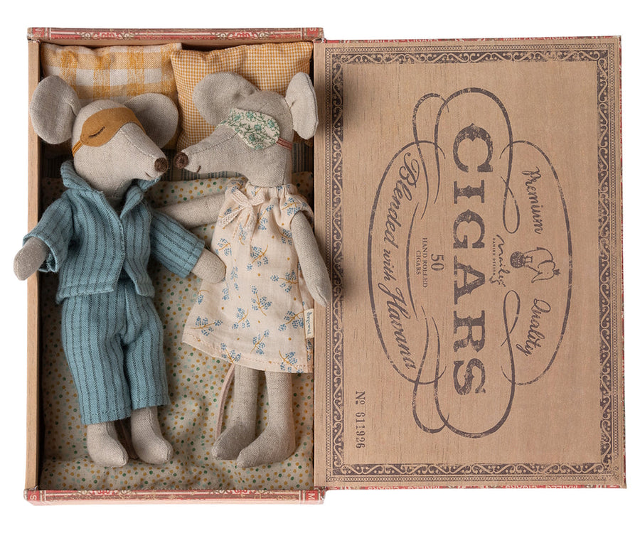 Maileg - Mum and Dad Mice in Box
