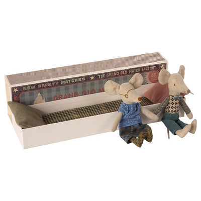 Maileg - Grandma and Grandpa Mice in Box